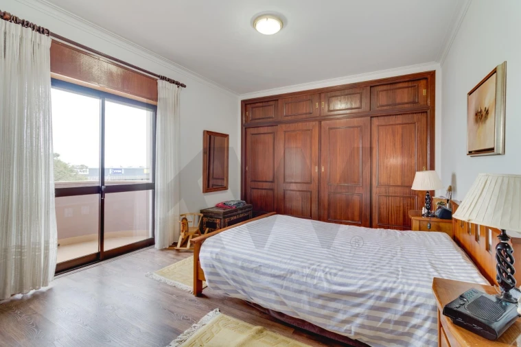 Apartamento T4 para Venda em Alverca do Ribatejo e Sobralinho Foto 17