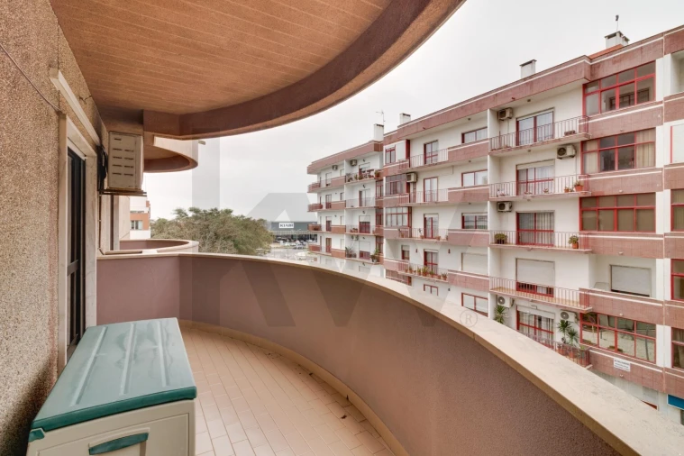 Apartamento T4 para Venda em Alverca do Ribatejo e Sobralinho Foto 27