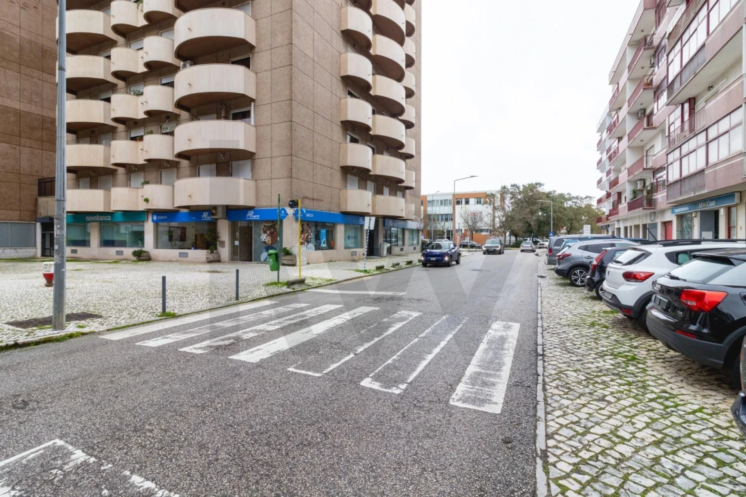 Apartamento T4 para Venda em Alverca do Ribatejo e Sobralinho Foto 33