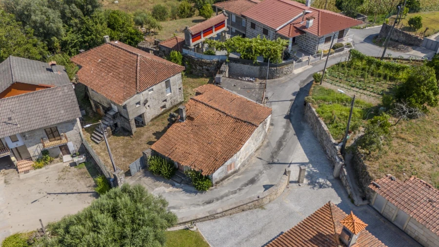 Moradia T3 para Venda em Souto Foto 8