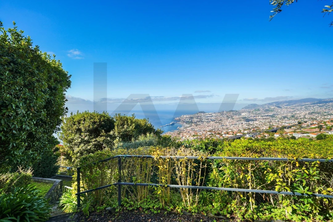 Moradia T4 para Venda em São Gonçalo Foto 6