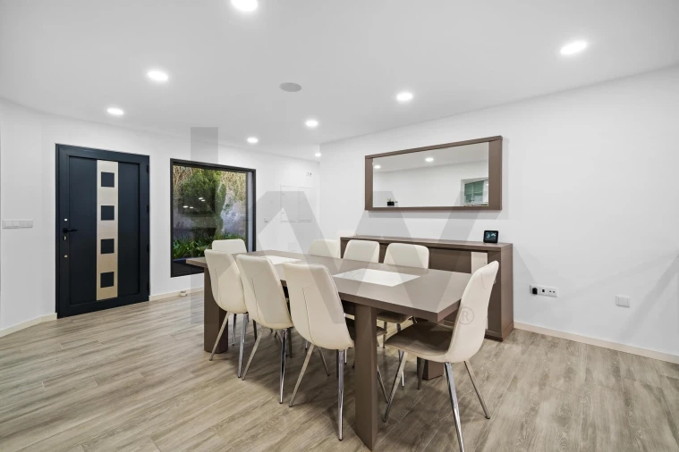 Moradia T4 para Venda em São Gonçalo Foto 23