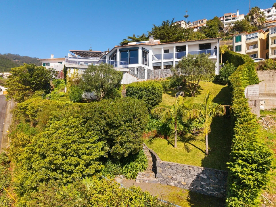 Moradia T4 para Venda em São Gonçalo Foto 5