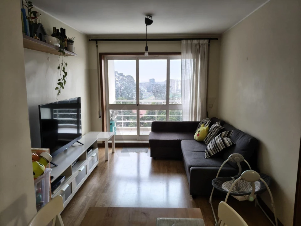 Apartamento T1 para Arrendamento em Paranhos Foto 1