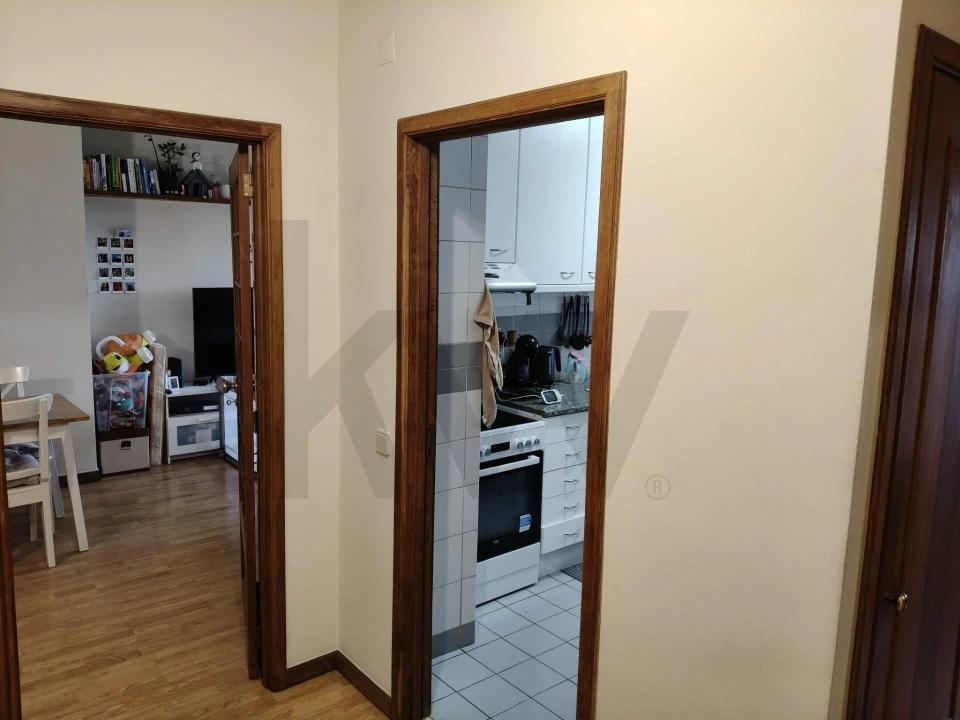 Apartamento T1 para Arrendamento em Paranhos Foto 4
