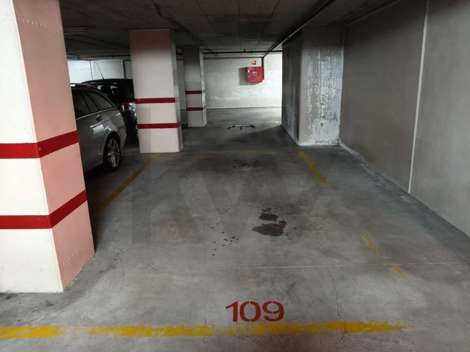 Apartamento T1 para Arrendamento em Paranhos Foto 14