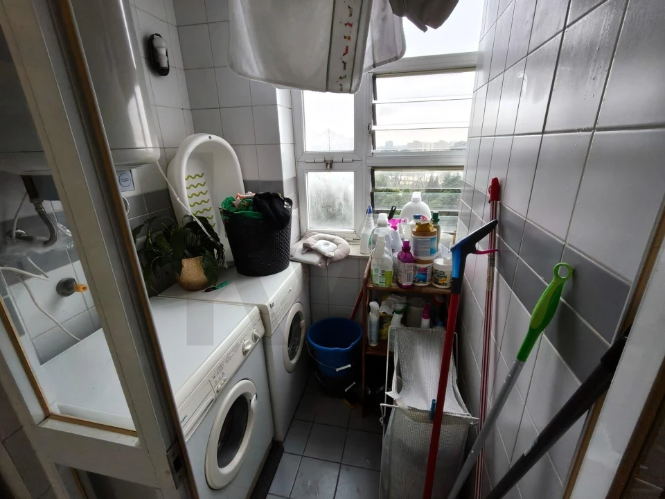 Apartamento T1 para Arrendamento em Paranhos Foto 10