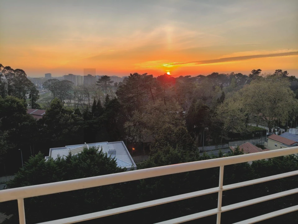 Apartamento T1 para Arrendamento em Paranhos Foto 5