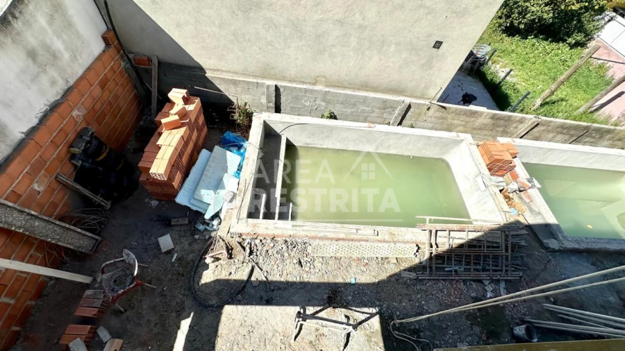 Moradia T4 para Venda em Fernao Ferro Foto 4