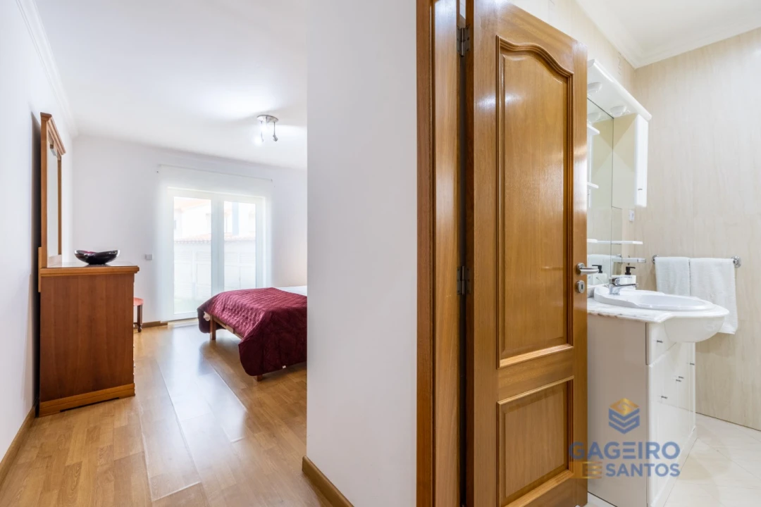 Moradia T3 para Venda em Tornada e Salir do Porto Foto 6