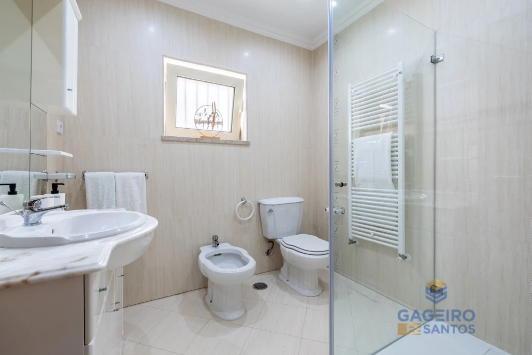 Moradia T3 para Venda em Tornada e Salir do Porto Foto 9