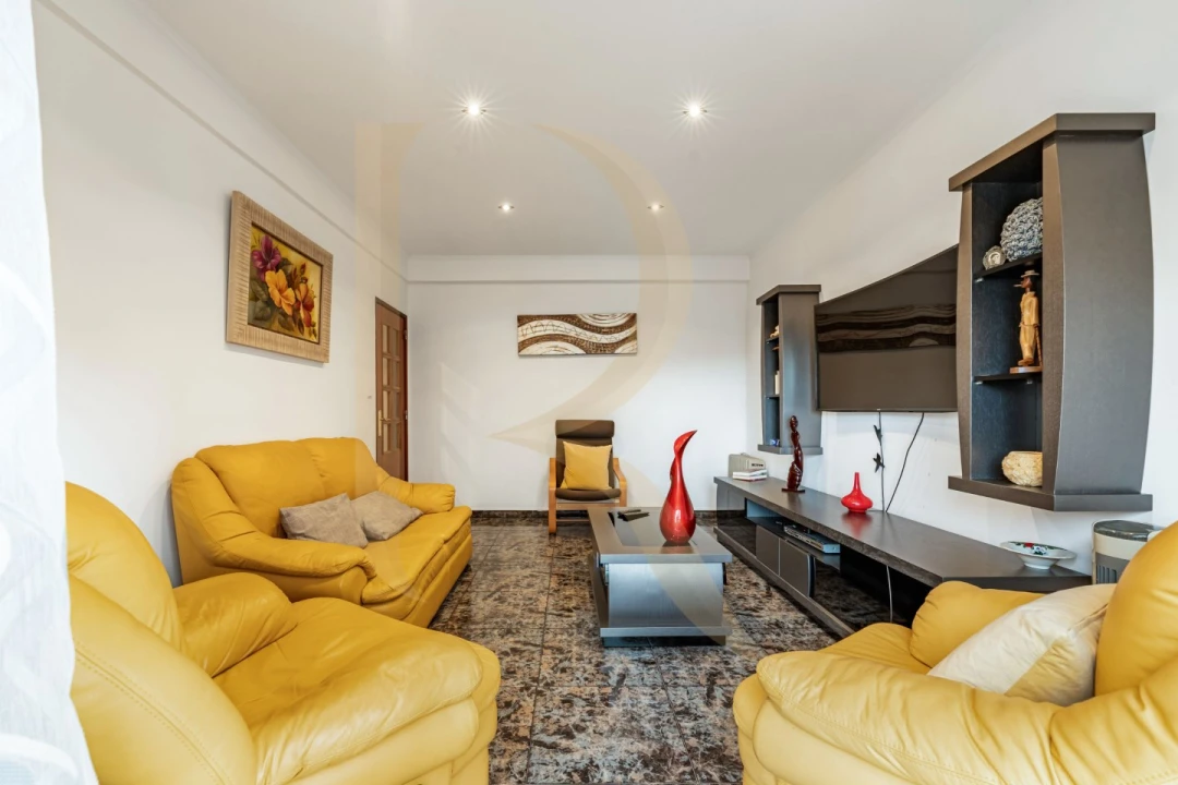 Apartamento T3 para Venda em Amora Foto 3