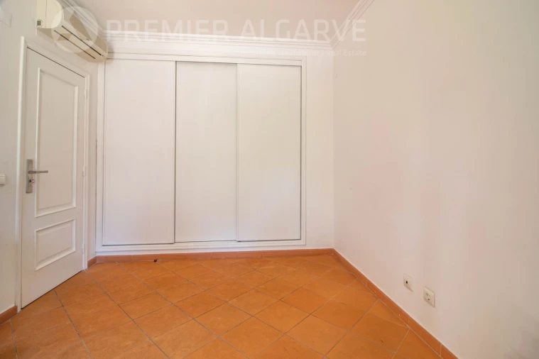 Moradia T3 para Venda em Almancil Foto 19