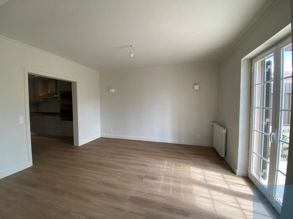 Moradia T3 para Venda em Alcabideche Foto 9