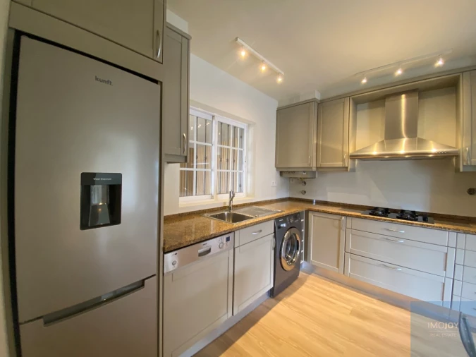 Moradia T3 para Venda em Alcabideche Foto 10