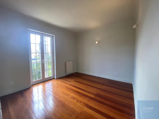 Moradia T3 para Venda em Alcabideche Foto 29