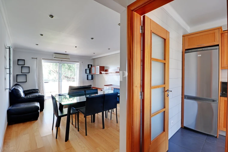 Apartamento T2 para Arrendamento em Quarteira Foto 6