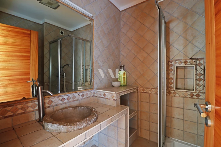 Apartamento T2 para Arrendamento em Quarteira Foto 15