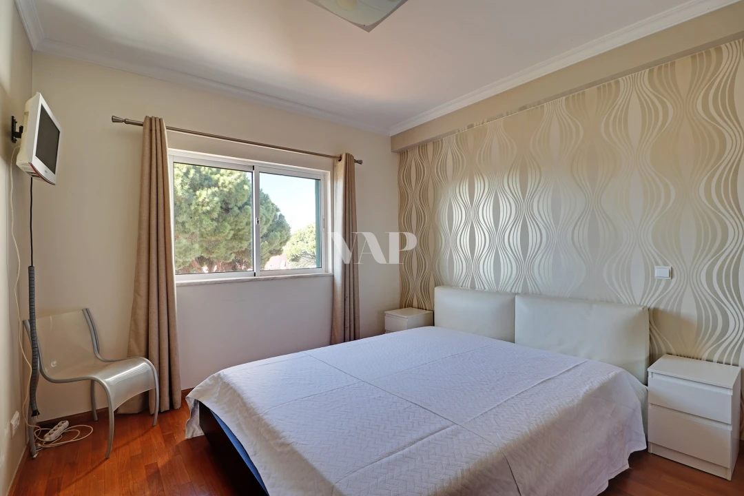 Apartamento T2 para Arrendamento em Quarteira Foto 12