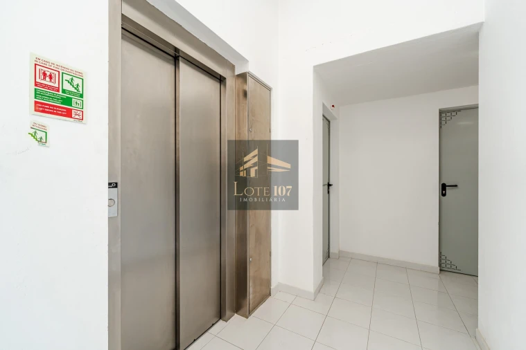 Apartamento T1 para Venda em Montijo e Afonsoeiro Foto 28