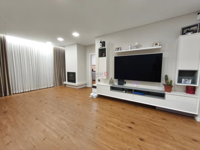 Apartamento T2 para Venda em Lagos (São Sebastião e Santa Maria) Foto 2