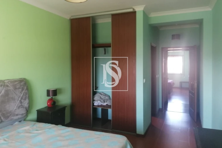 Apartamento T3 para Arrendamento em Currelos, Papízios e Sobral Foto 11