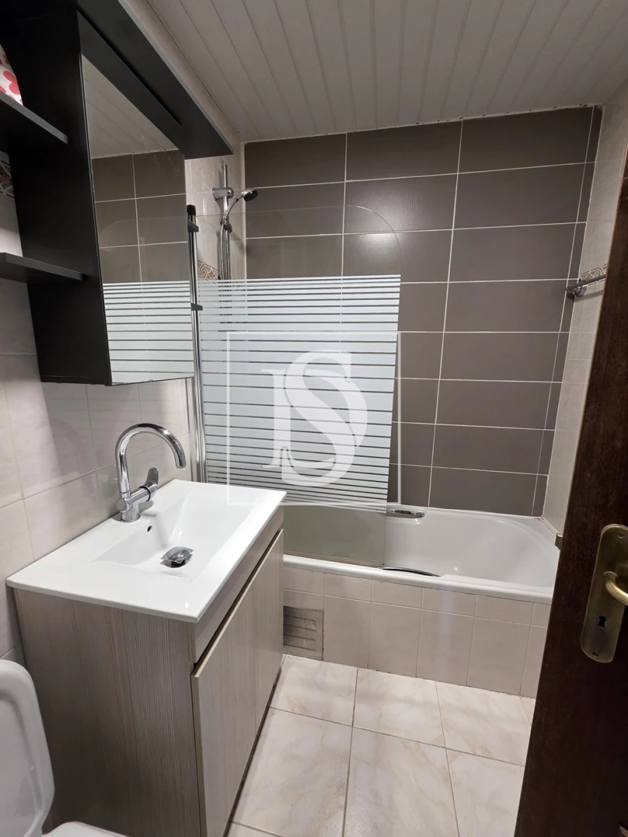 Apartamento T3 para Arrendamento em Currelos, Papízios e Sobral Foto 18