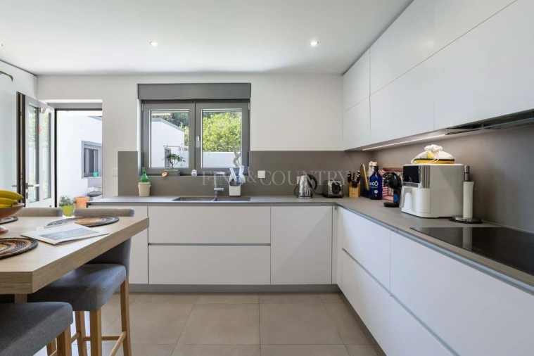 Moradia T4 para Venda em Tavira (Santa Maria e Santiago) Foto 9