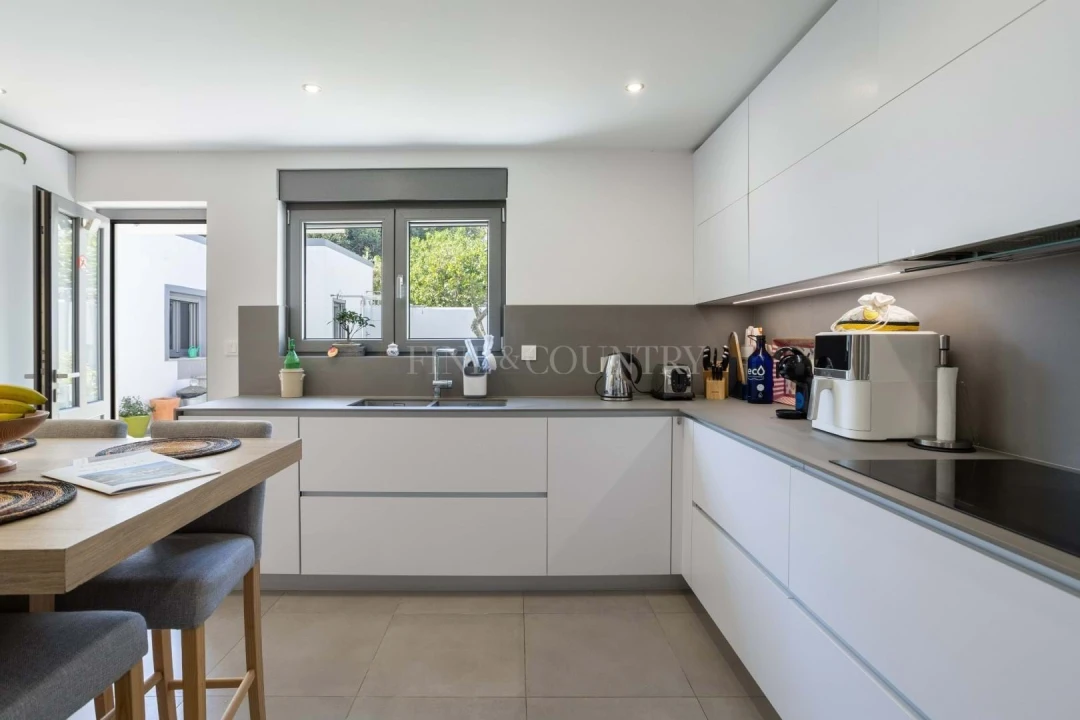 Moradia T4 para Venda em Tavira (Santa Maria e Santiago) Foto 9