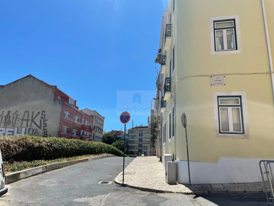 Negócio para Arrendamento em Penha de França Foto 3