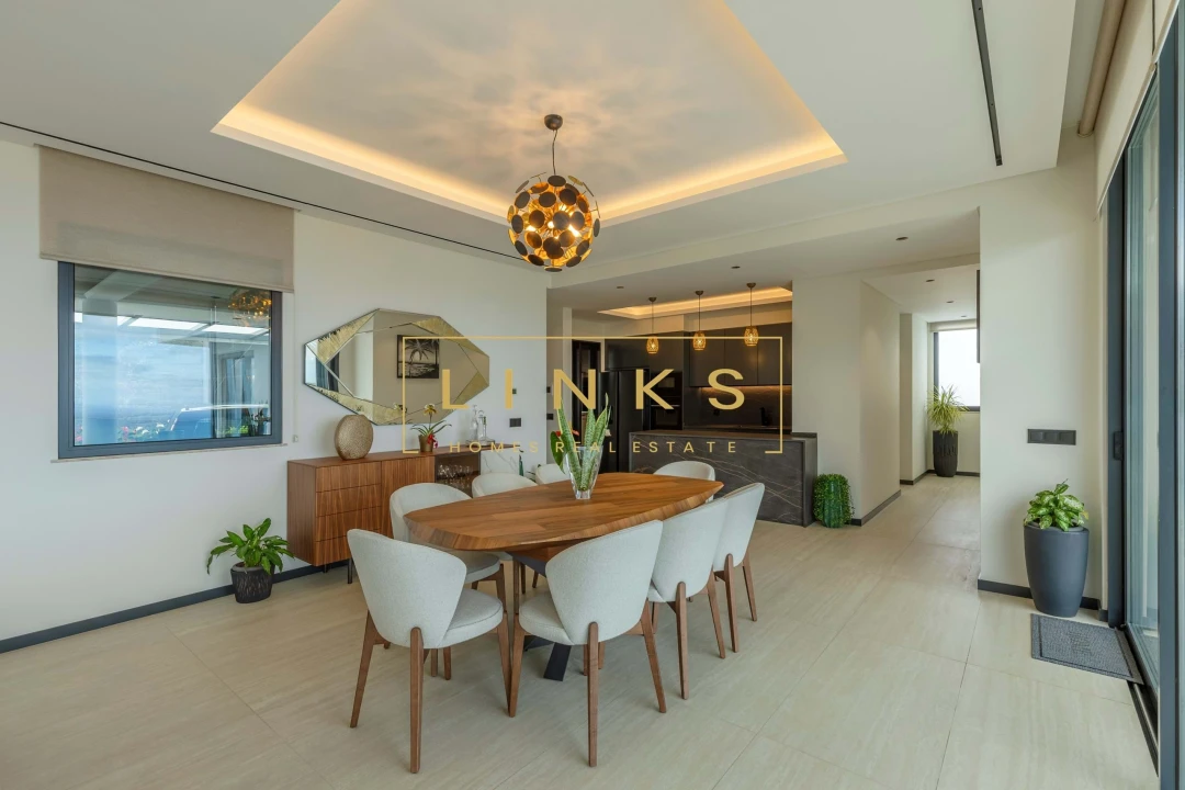 Moradia T3 para Venda em Estreito da Calheta Foto 7