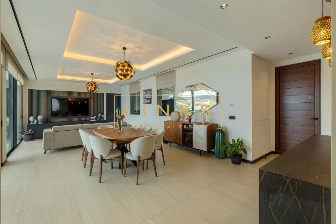 Moradia T3 para Venda em Estreito da Calheta Foto 6