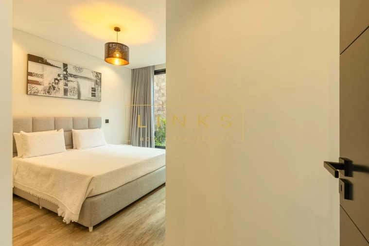 Moradia T3 para Venda em Estreito da Calheta Foto 49