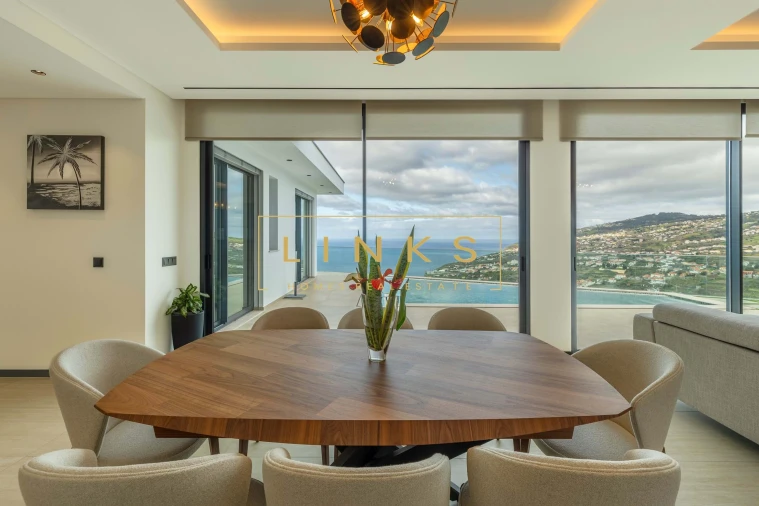 Moradia T3 para Venda em Estreito da Calheta Foto 9