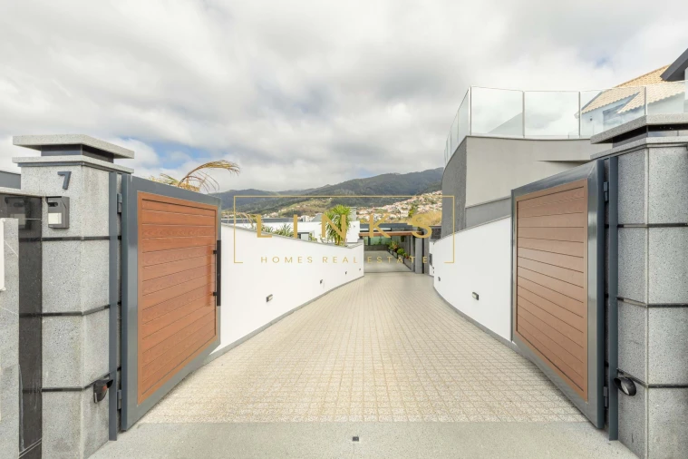 Moradia T3 para Venda em Estreito da Calheta Foto 60