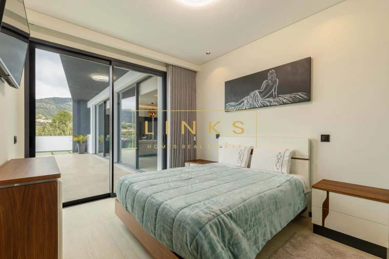 Moradia T3 para Venda em Estreito da Calheta Foto 25