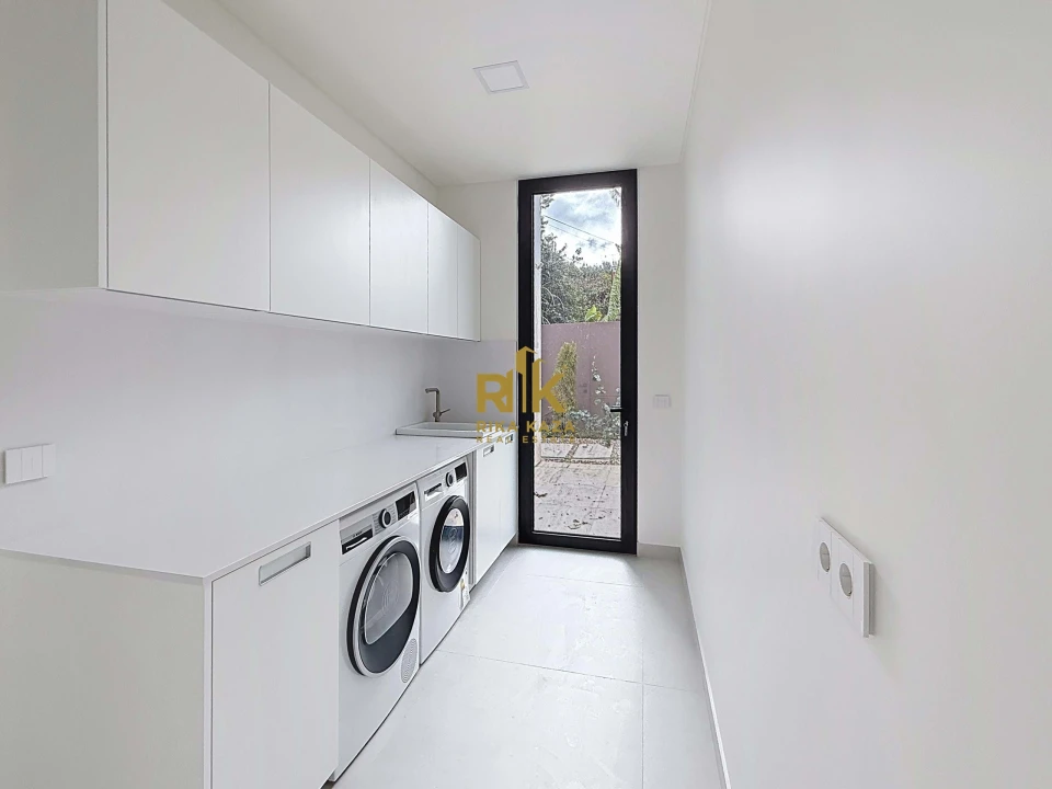 Moradia T3 para Venda em Calheta Foto 28