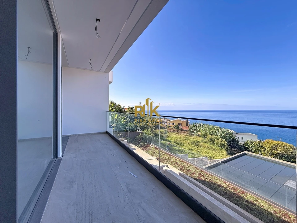 Moradia T3 para Venda em Calheta Foto 16