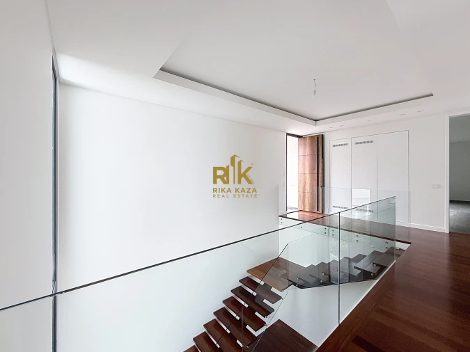 Moradia T3 para Venda em Calheta Foto 2