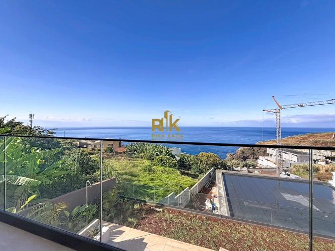 Moradia T3 para Venda em Calheta Foto 17