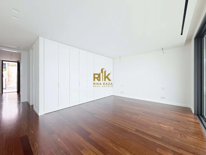 Moradia T3 para Venda em Calheta Foto 4