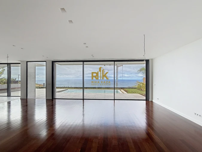 Moradia T3 para Venda em Calheta Foto 21