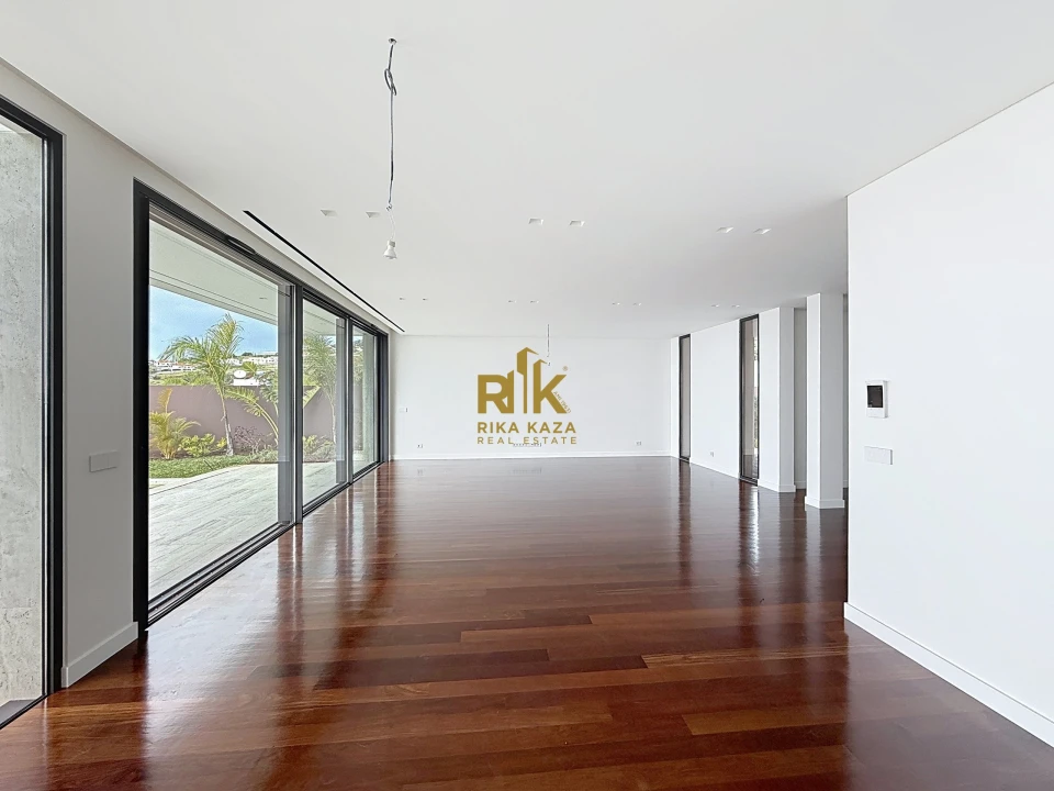 Moradia T3 para Venda em Calheta Foto 27