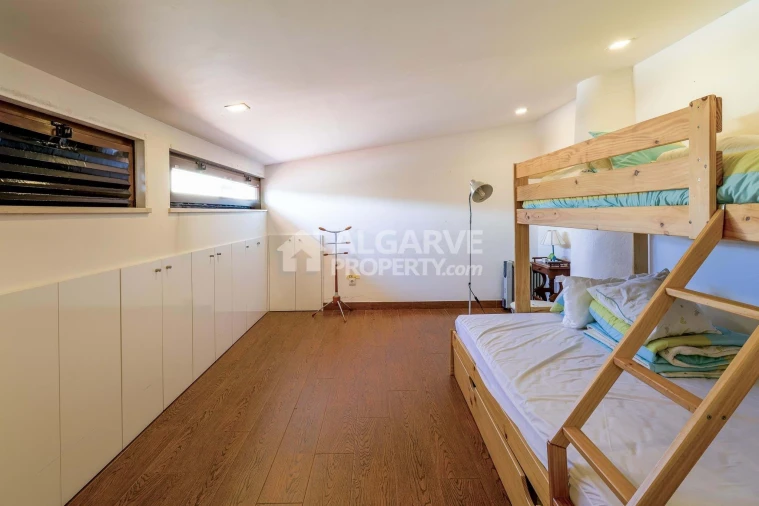 Moradia T4 para Venda em Albufeira e Olhos de Água Foto 14