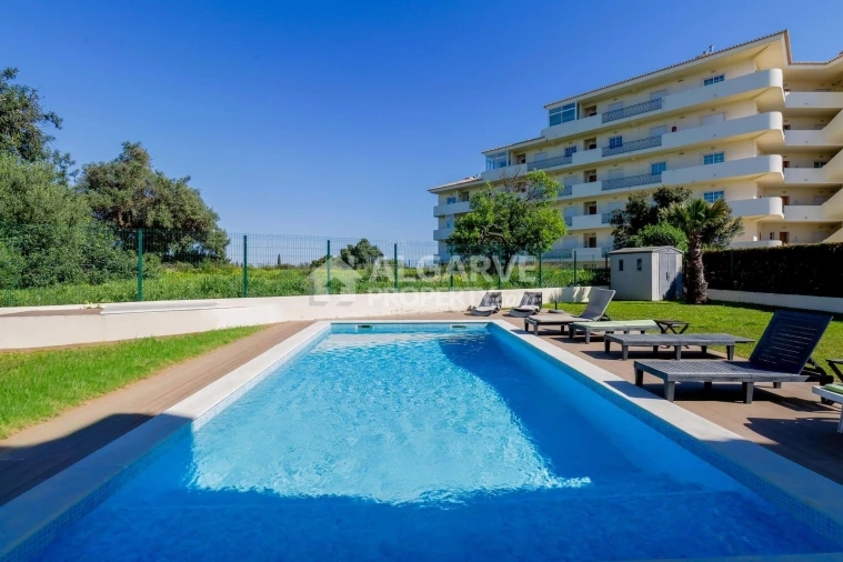 Moradia T4 para Venda em Albufeira e Olhos de Água Foto 21