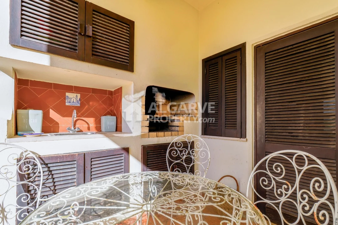 Moradia T4 para Venda em Albufeira e Olhos de Água Foto 16