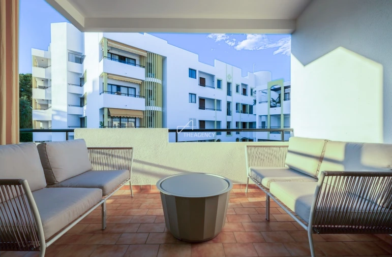 Apartamento T1 para Venda em Quarteira Foto 23