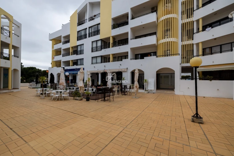 Apartamento T1 para Venda em Quarteira Foto 22