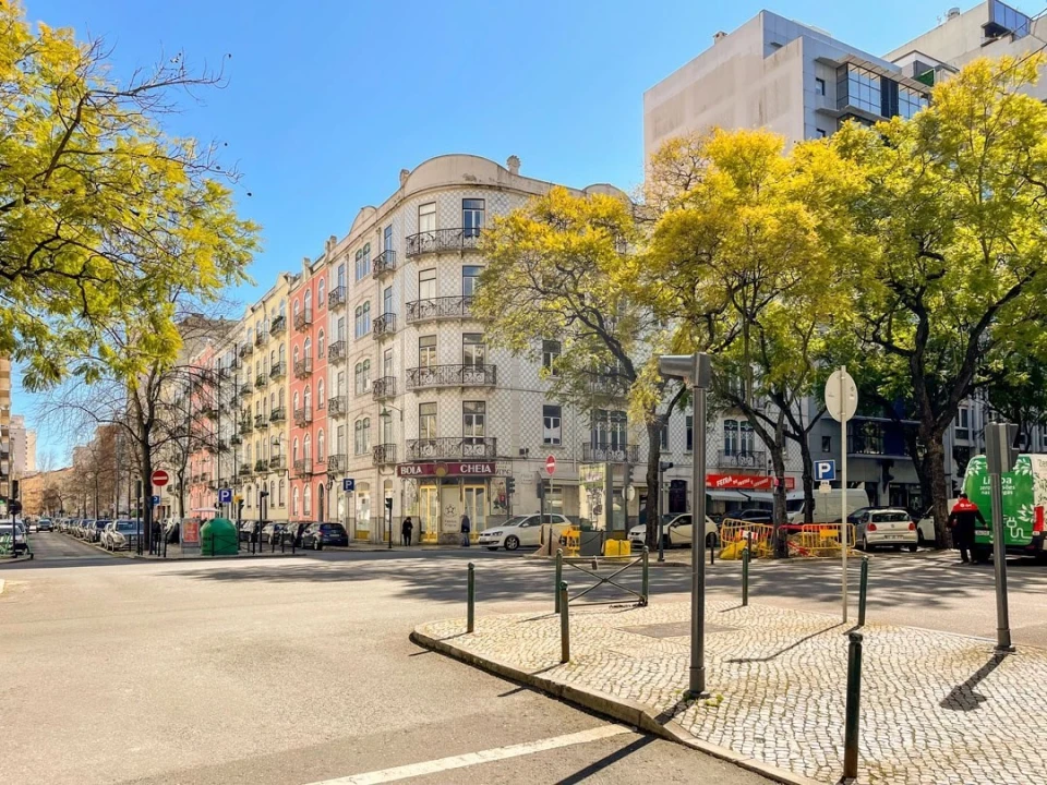 Negócio para Arrendamento em Avenidas Novas Foto 4