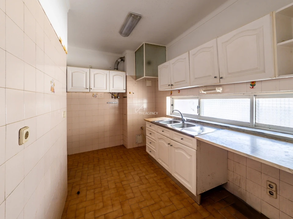 Apartamento T2 para Venda em Marvila Foto 9